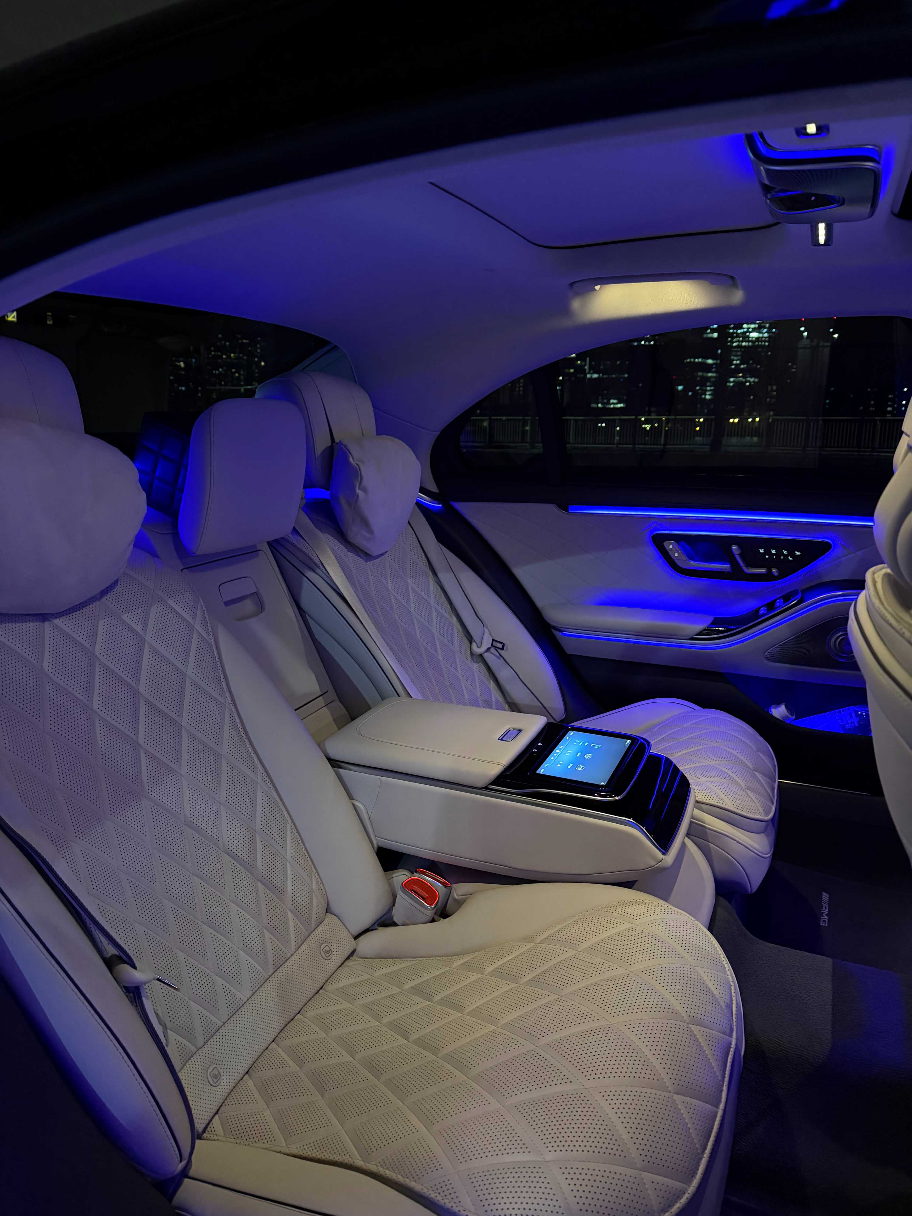 Mercedes S-Class View 8