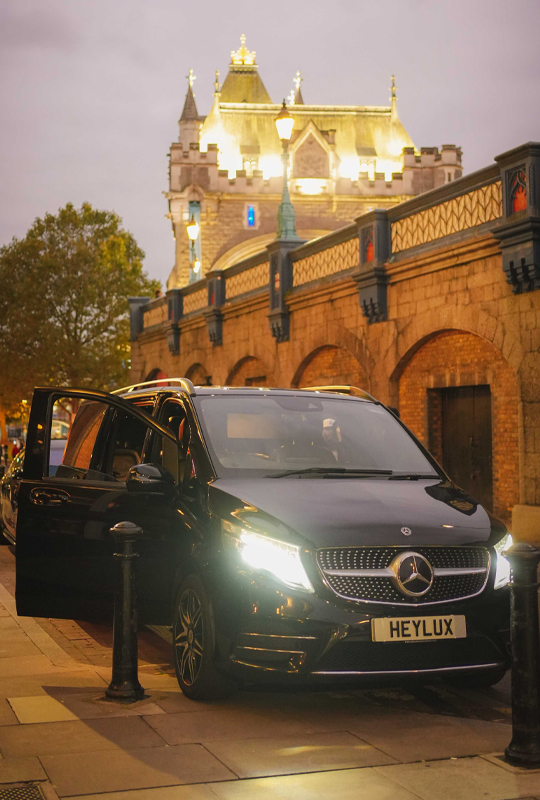 Mercedes V-Class View 1