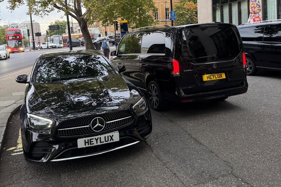 Mercedes-Benz E-Class chauffeur car with HEYLUX plate in London