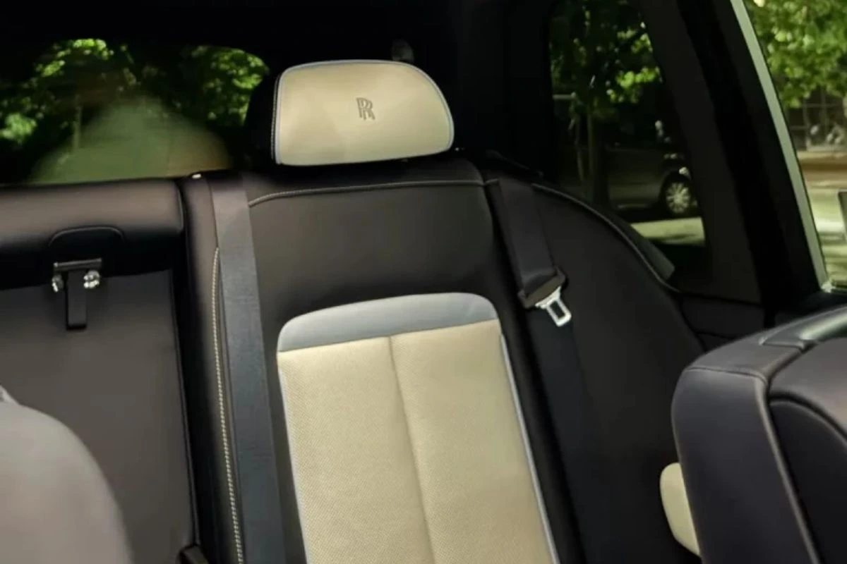 Rolls-Royce Ghost from the Rivals in the Business Travel