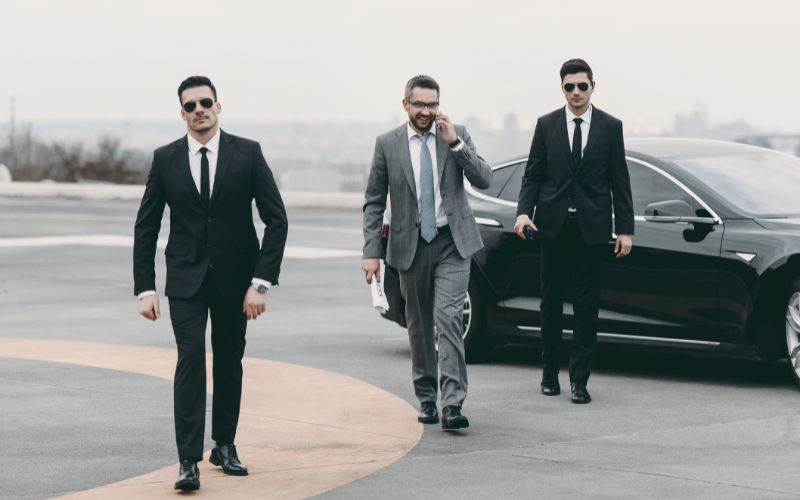 Why Top Executives Choose Professional Chauffeurs over Standard Transport