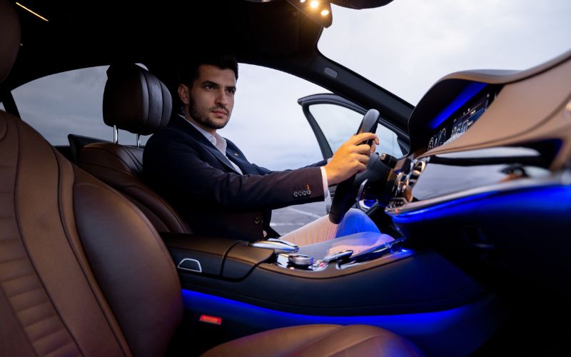 Night‑T‍ime C⁠ha⁠uff​⁠e​⁠u‌‍‌‌r T⁠‍⁠ravel in‌‌ L​‌ond⁠o‍‍‌⁠n