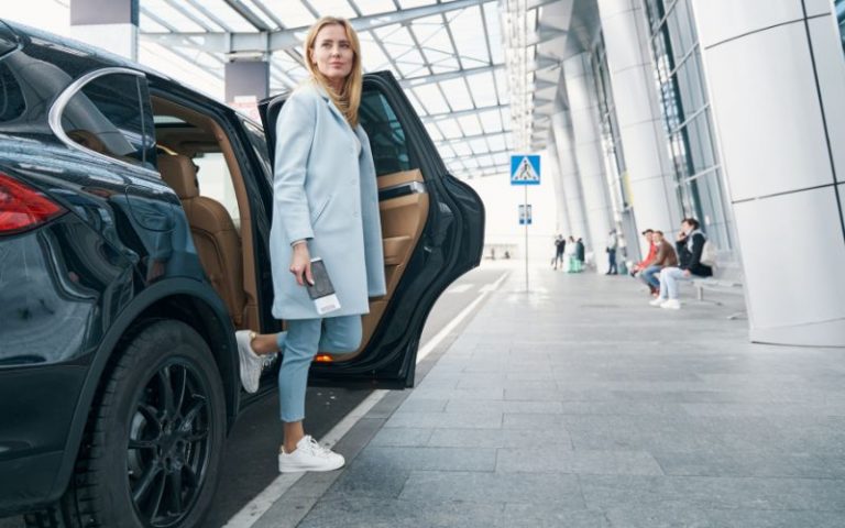 Ultimate Comfort with Luxury Airport Transfer London