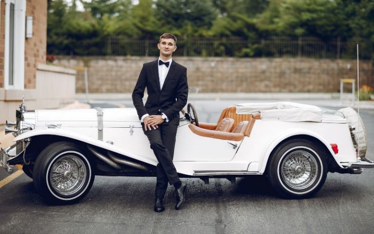 School Prom Season (June–July): Travel With Heylux Chauffeurs
