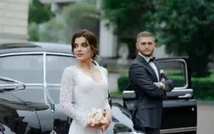 Choose the Perfect Wedding Chauffeur