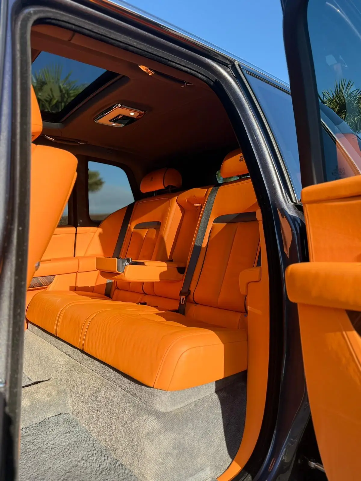 Rolls-Royce Cullinan rear seats in orange leather